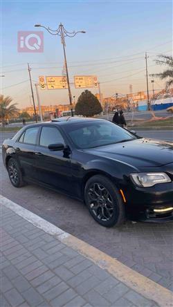 کرایسلەر 300